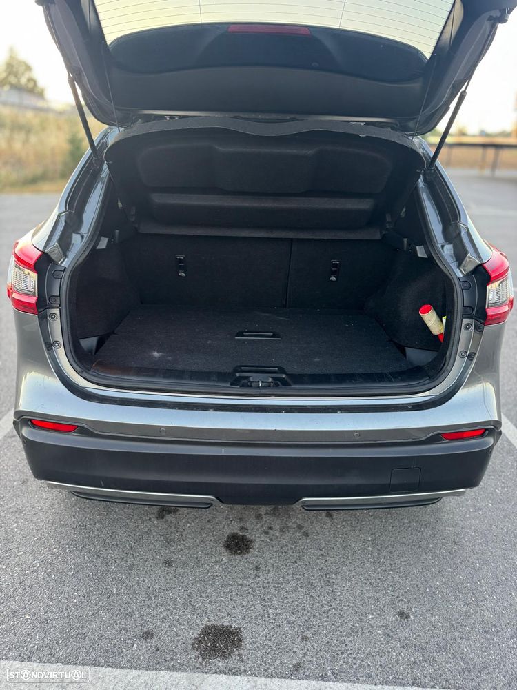 Nissan Qashqai 1.6 dCi Xtronic TEKNA - 5