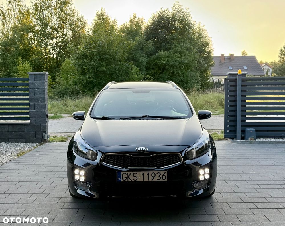 Kia Ceed 1.6 CRDi 136 ISG GT Line - 2