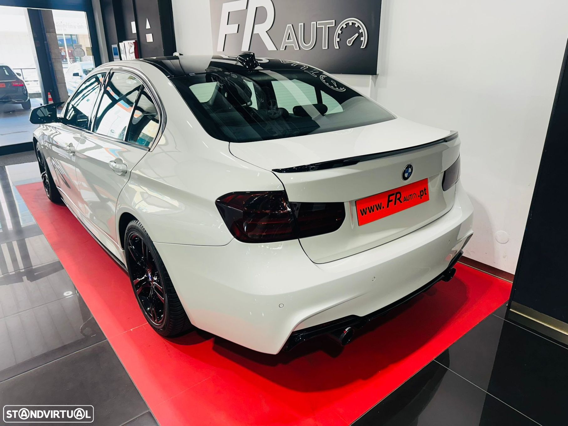 BMW 318 - 16