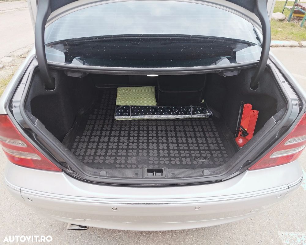 Mercedes-Benz C 220 CDI Automatik Avantgarde Sport Edition - 22