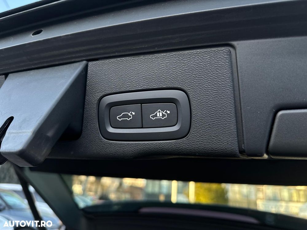 Volvo XC 60 B4 D Core - 24