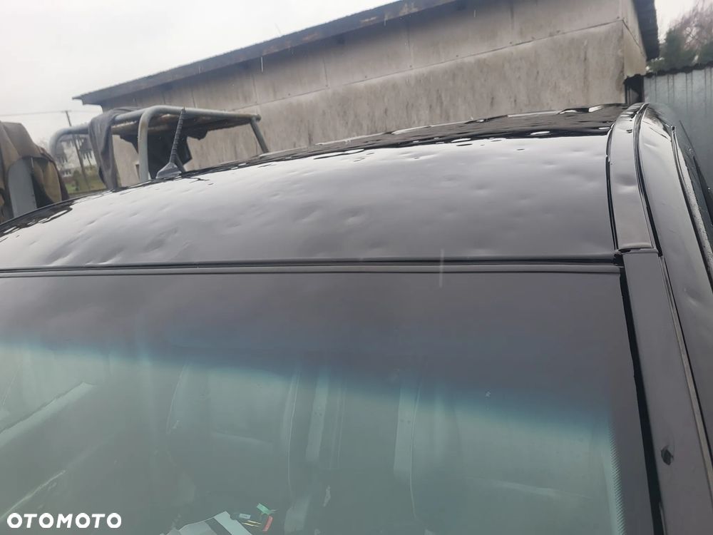 Hyundai H-1 Starex - 31