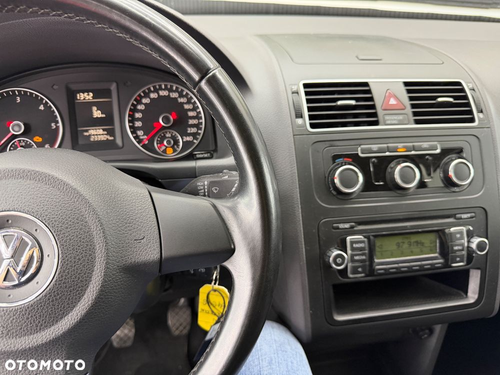 Volkswagen Touran 2.0 TDI DPF Cross - 30