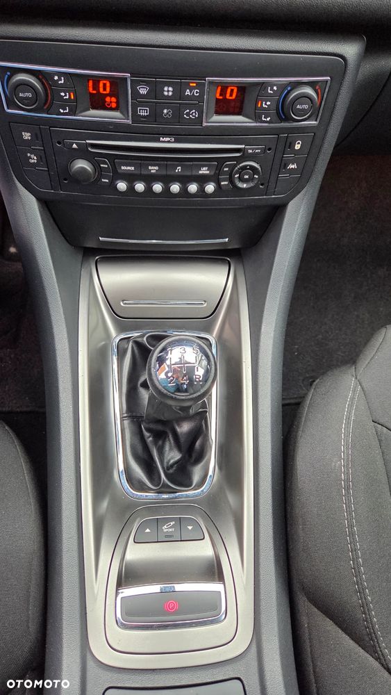 Citroën C5 2.0 16V Confort - 23