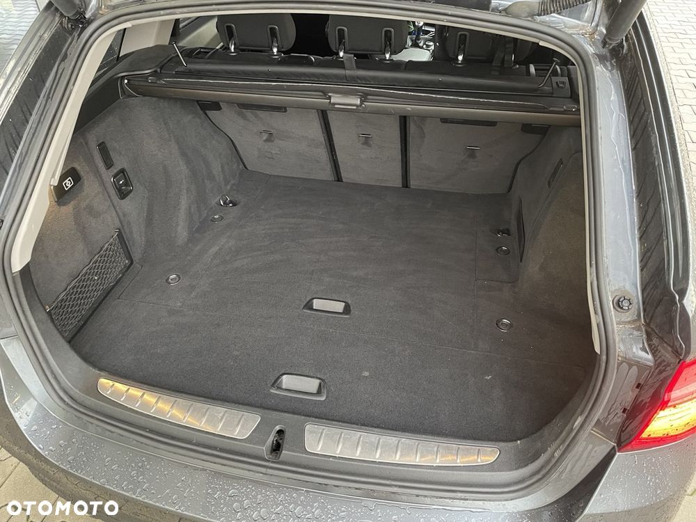 BMW Seria 3 318d Advantage - 11