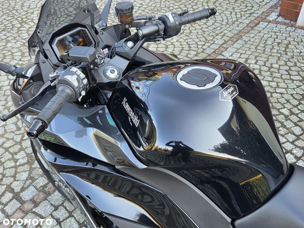 Kawasaki Ninja - 23