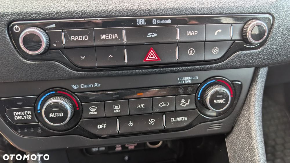 Kia Niro 1.6 GDI HEV 2WD OPF Edition 7 - 25