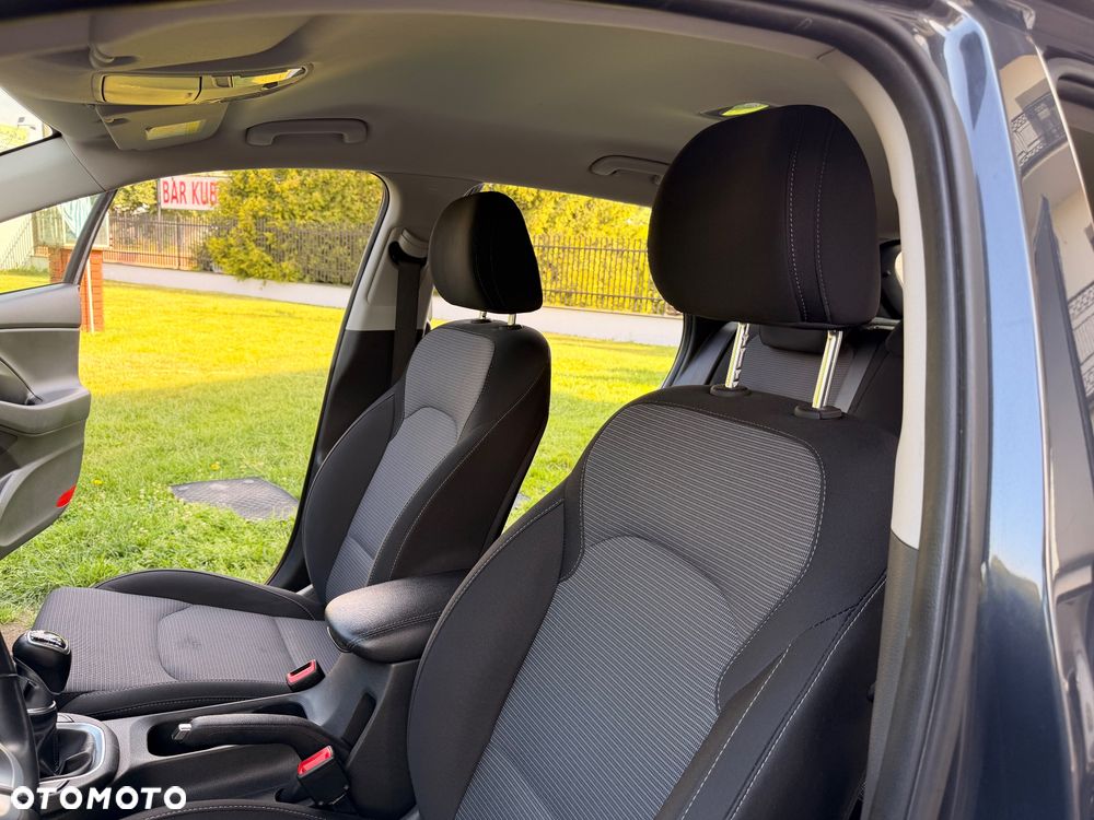 Hyundai i30 1.5 DPI Classic + - 27