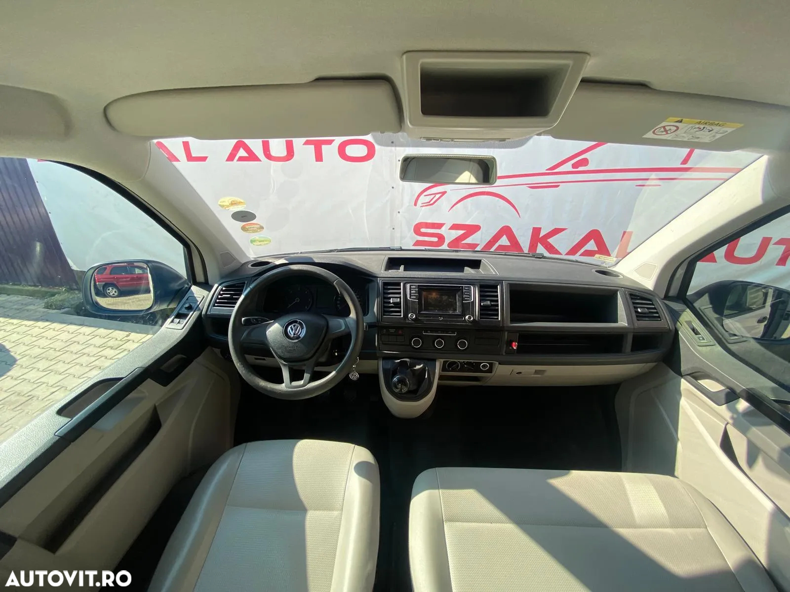 Volkswagen Transporter Kombi T6 2.0 TDI 75 kW LR - 26