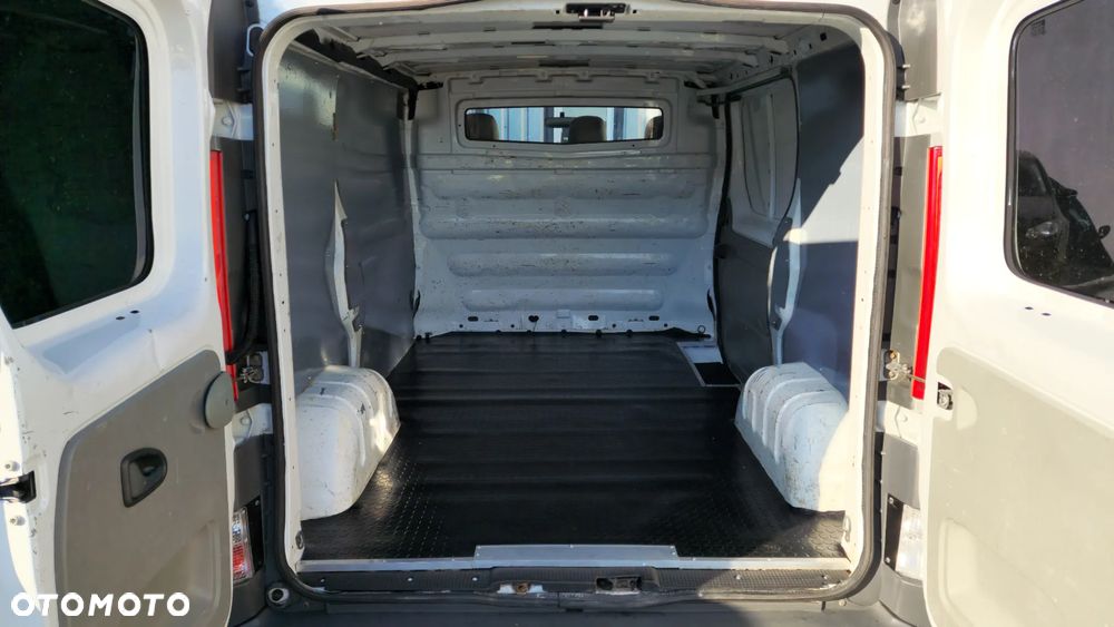 Opel Vivaro - 7