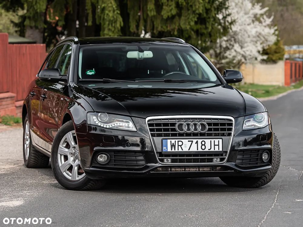 Audi A4 Avant - 1