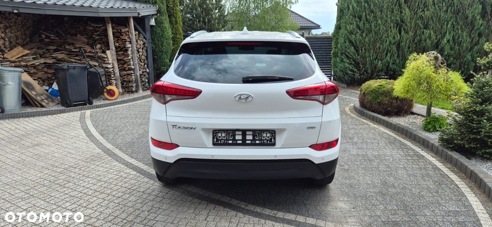 Hyundai Tucson blue 1.7 CRDi 2WD Trend - 12