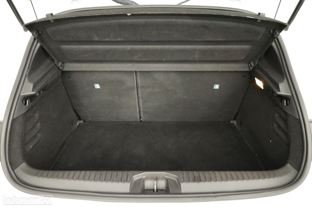 Mitsubishi Colt 1.0 MPI-T Invite - 23