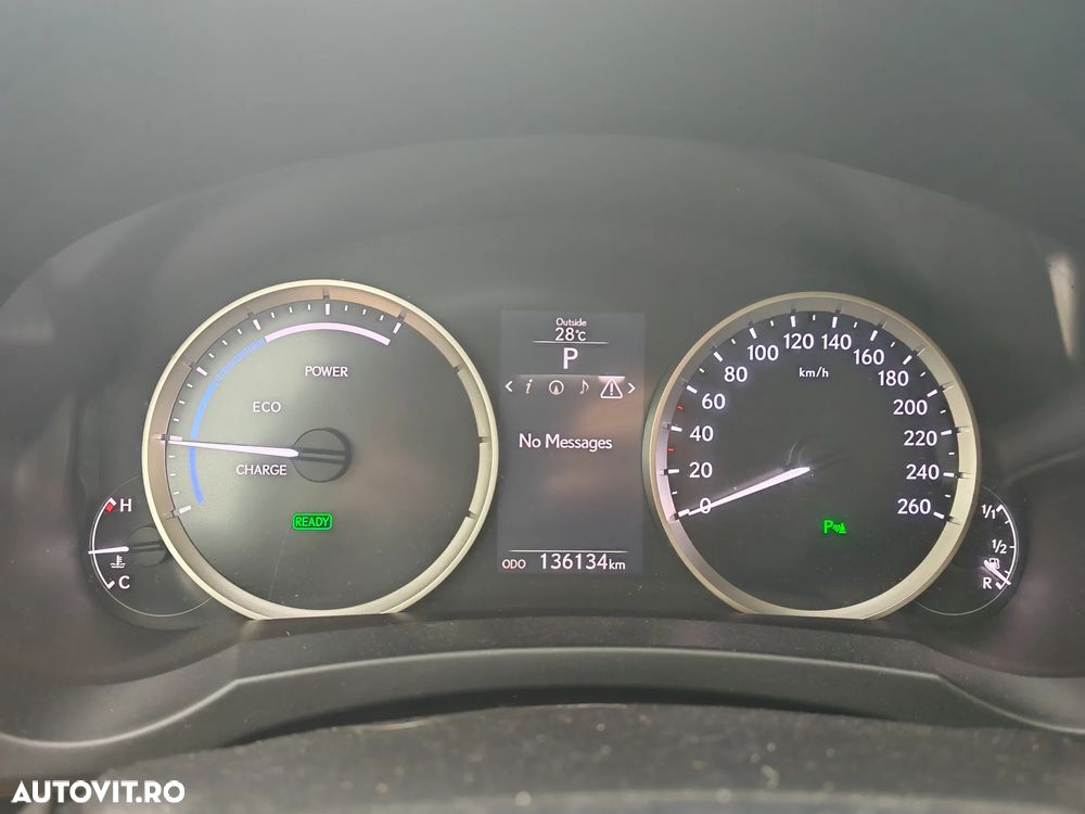 Lexus Seria IS 300h Aut. Executive - 4