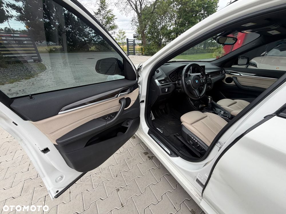 BMW X1 - 24
