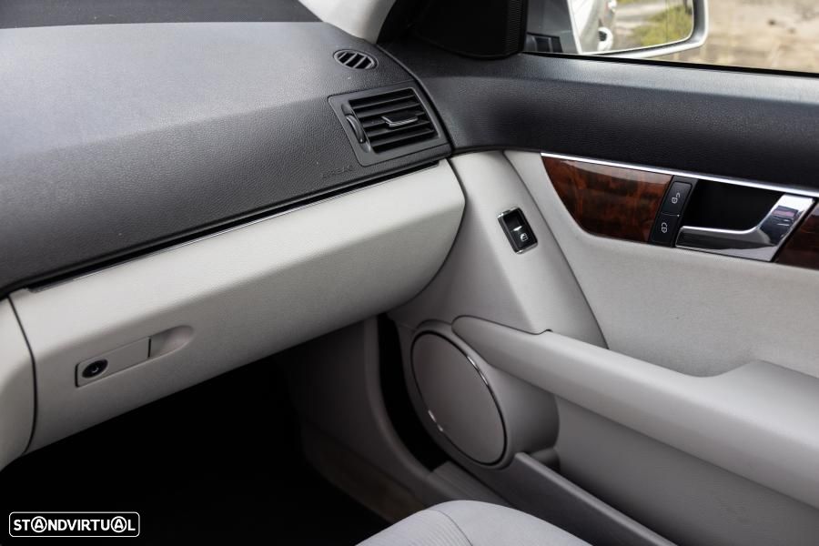 Mercedes-Benz C 220 CDi Elegance - 48