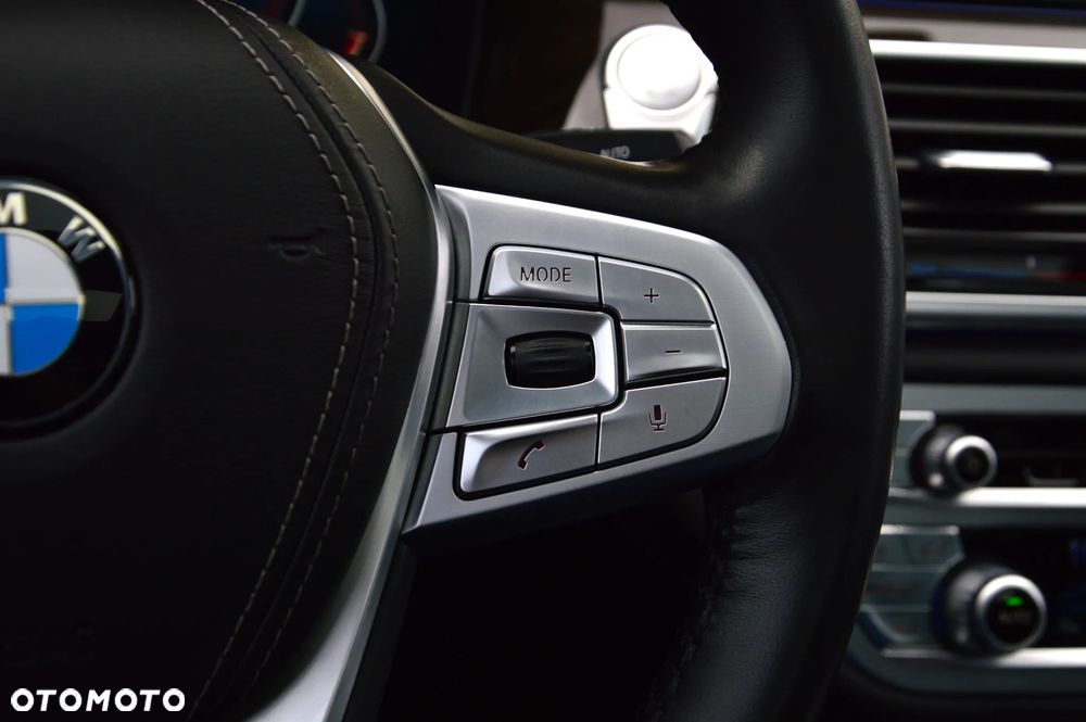 BMW Seria 7 750Ld xDrive - 34