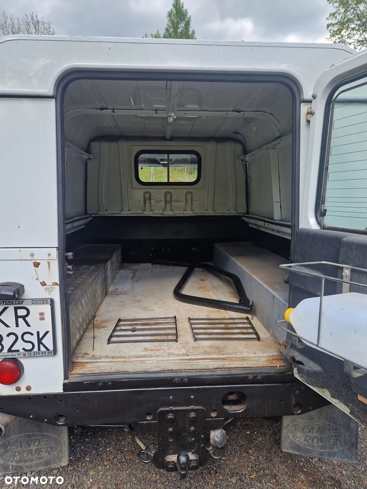 Land Rover Defender 2.2 TD4 SE - 17