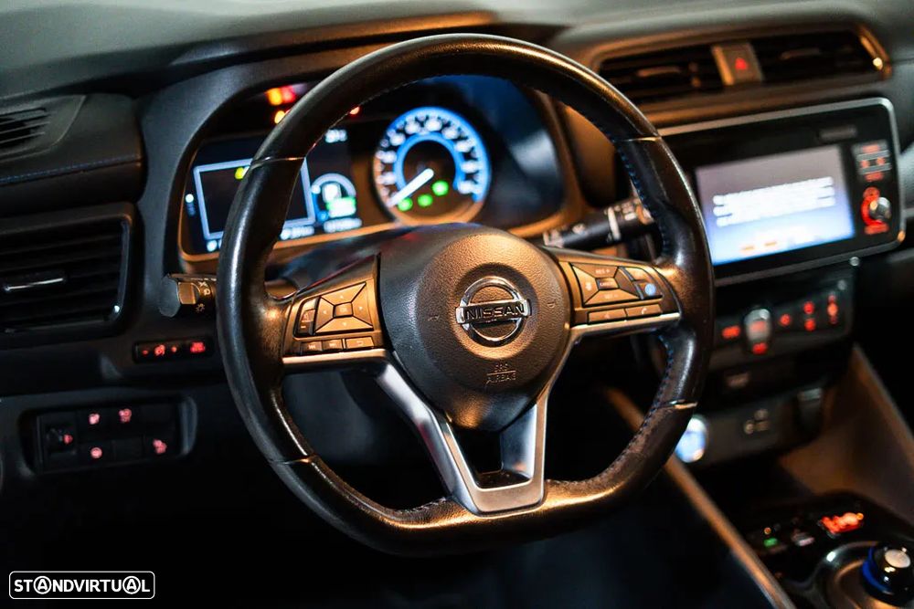 Nissan Leaf N-Connecta - 19