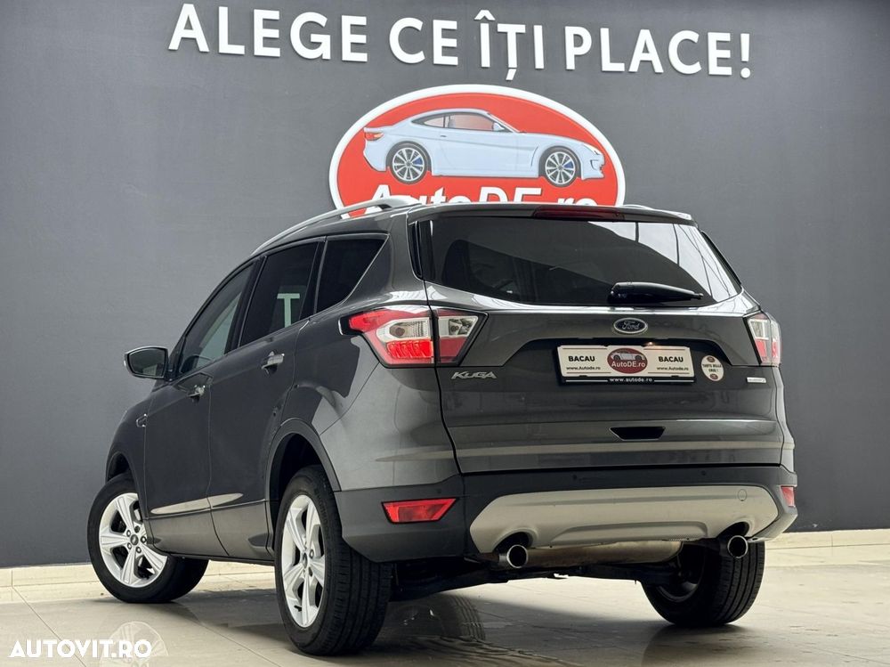 Ford Kuga - 3