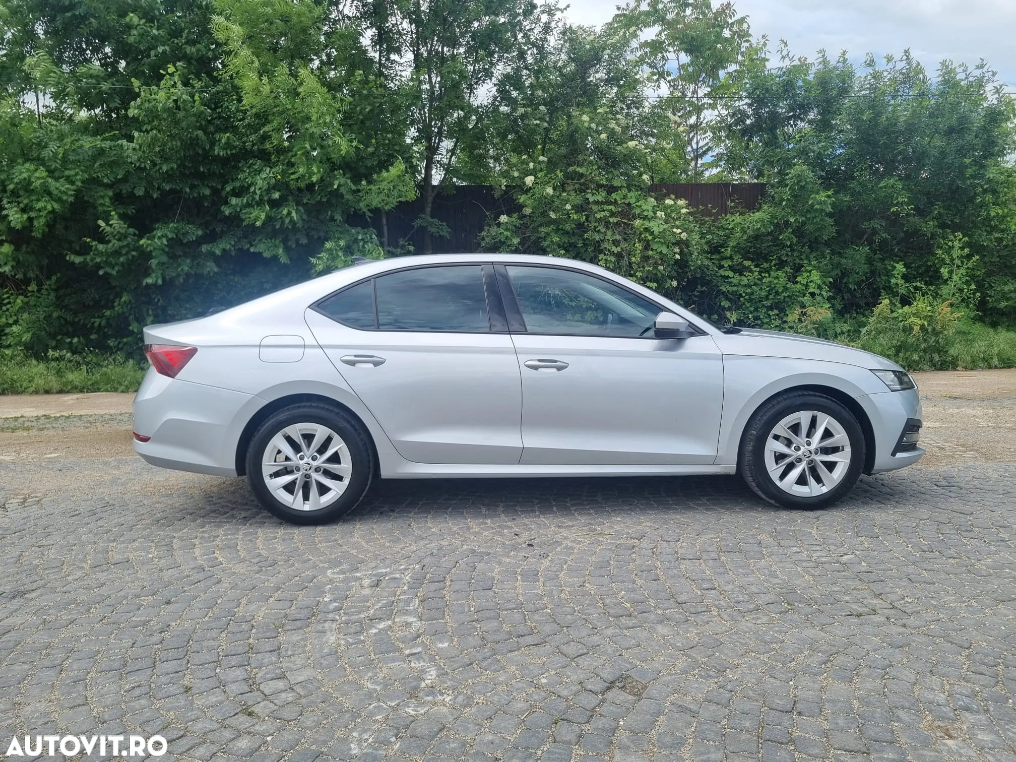 Skoda Octavia 2.0 TDI DSG Style - 8