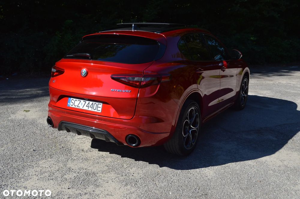 Alfa Romeo Stelvio 2.0 Turbo Veloce TI Q4 - 5