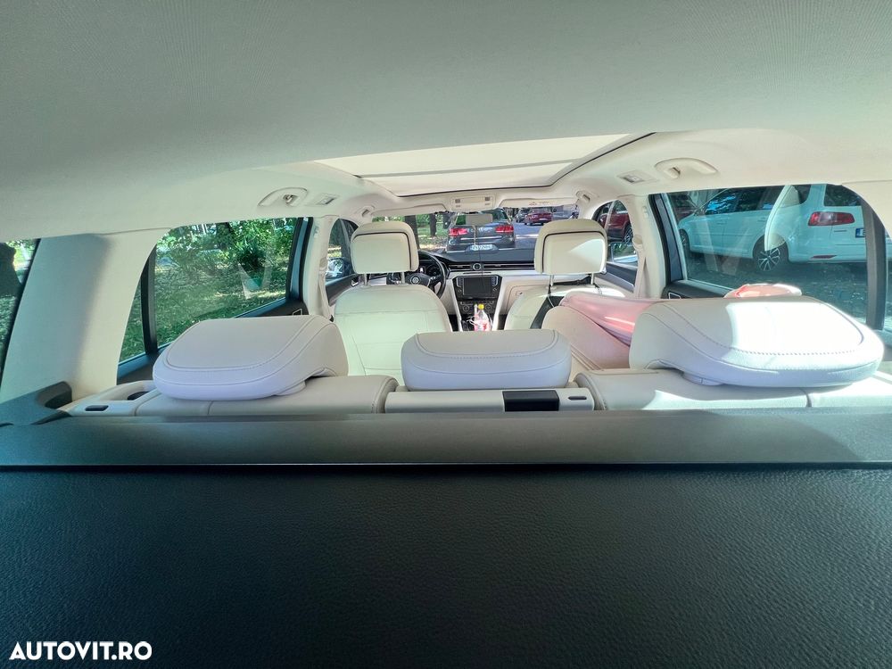 Volkswagen Passat - 12