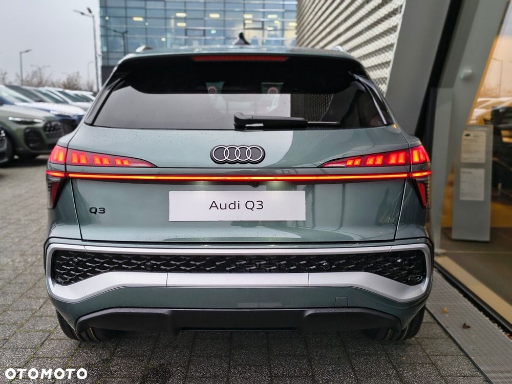 Audi Q3 - 4