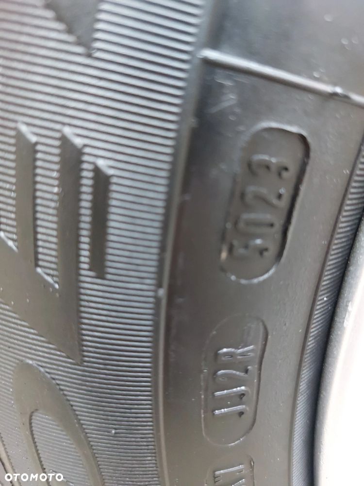 Ford C-MAX ver-1-6-tdci-start--stop--system-titanium - 16