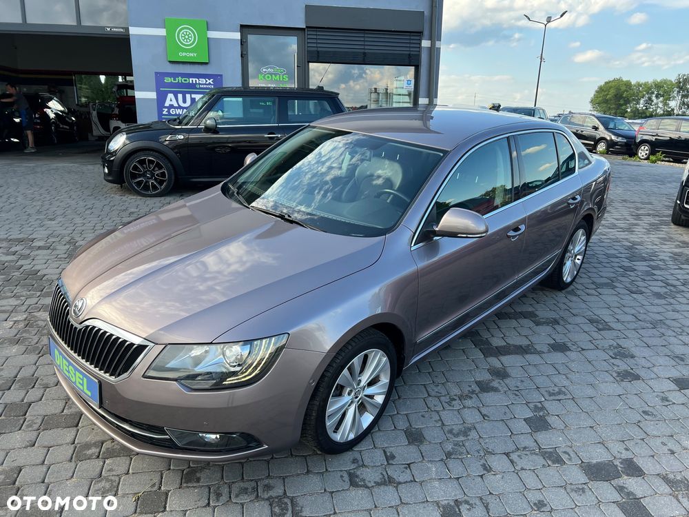 Skoda Superb 1.6 TDI Active Greenline - 2