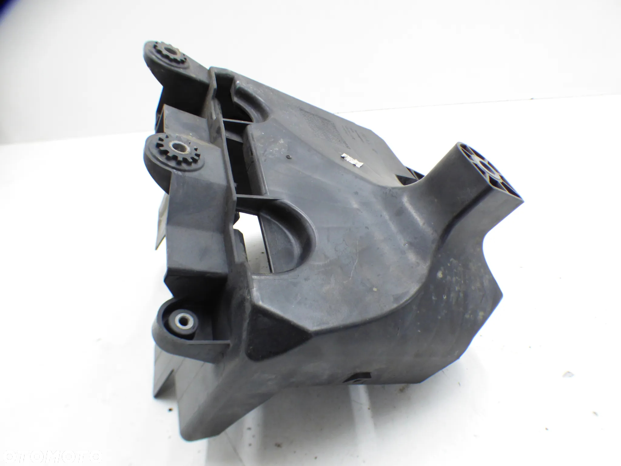 AUDI A1 8X PODSTAWA AKUMULATORA MOCOWANIE 6R0915321E GORLICE - 4