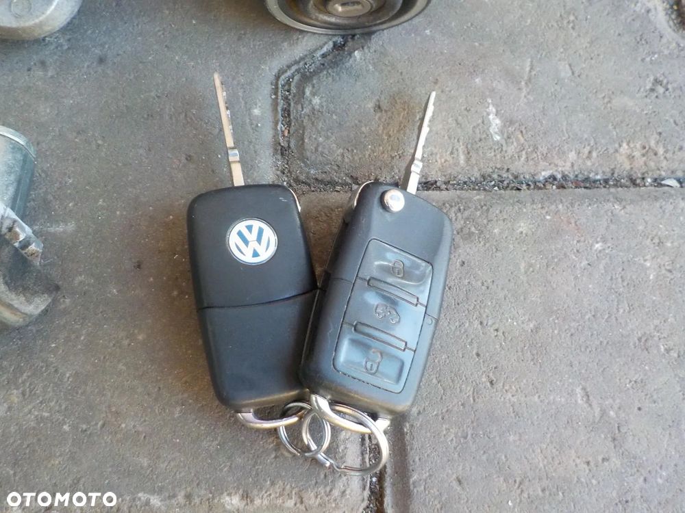 VW CRAFTER STACYJKA KLUCZ WKŁADKA 2E0905865AD - 2