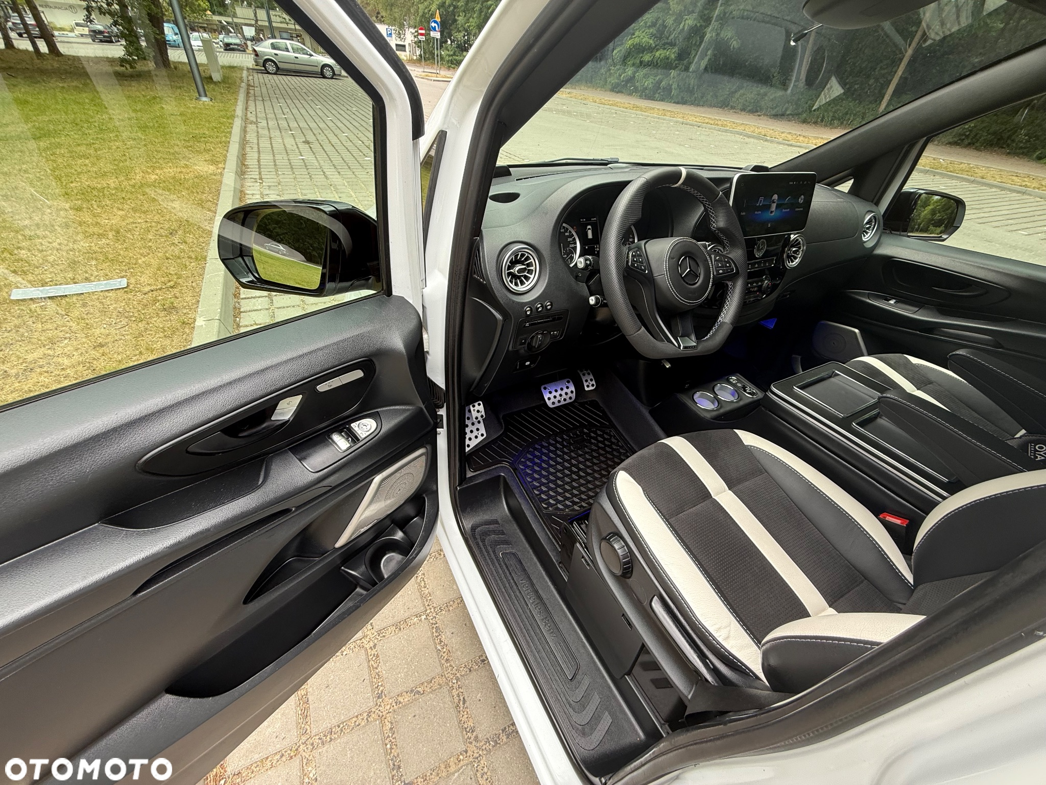 Mercedes-Benz Vito - 28