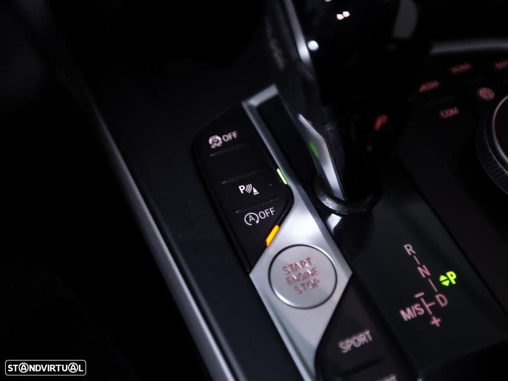 BMW 116 d Advantage Auto - 16