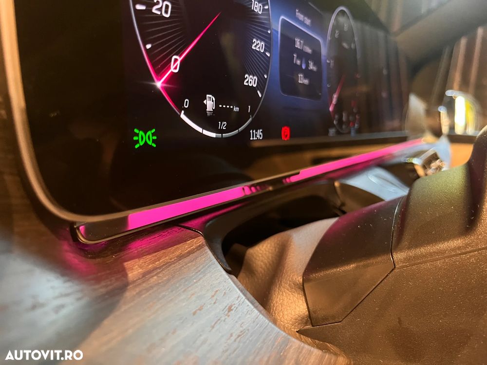 Mercedes-Benz V 300 d Lang 4Matic 9G-TRONIC Special Edition Avantgarde - 21