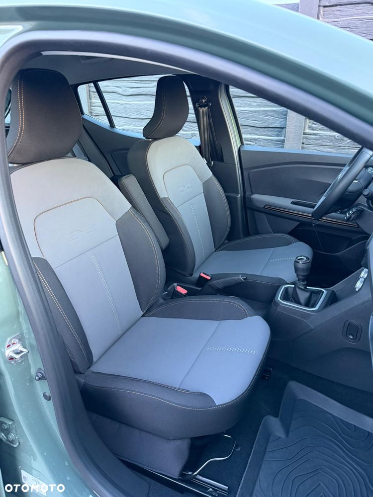 Dacia Sandero Stepway TCe 90 Essential - 11