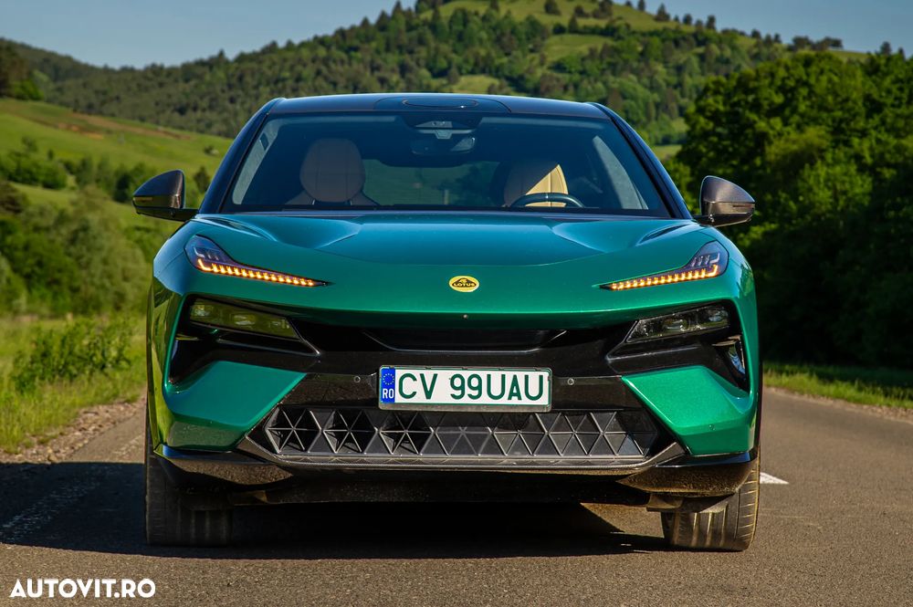 Lotus Eletre - 1