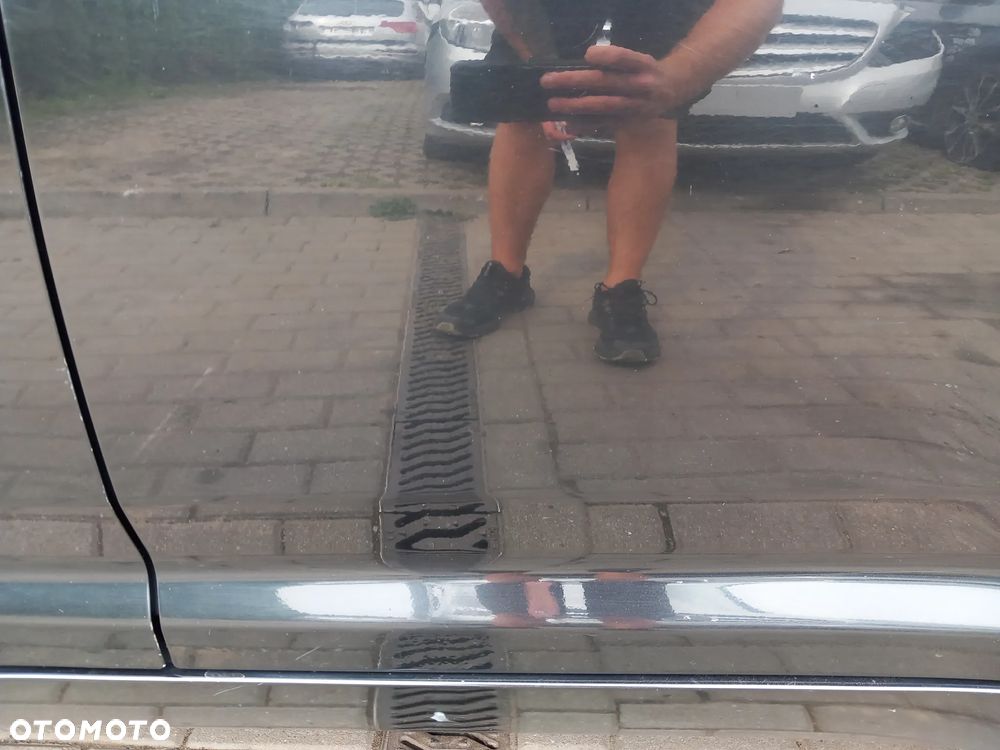 TOYOTA AVENSIS T27 DRZWI LEWE TYLNE LEWY TYŁ KOMBI KOLOR: 209 - 5