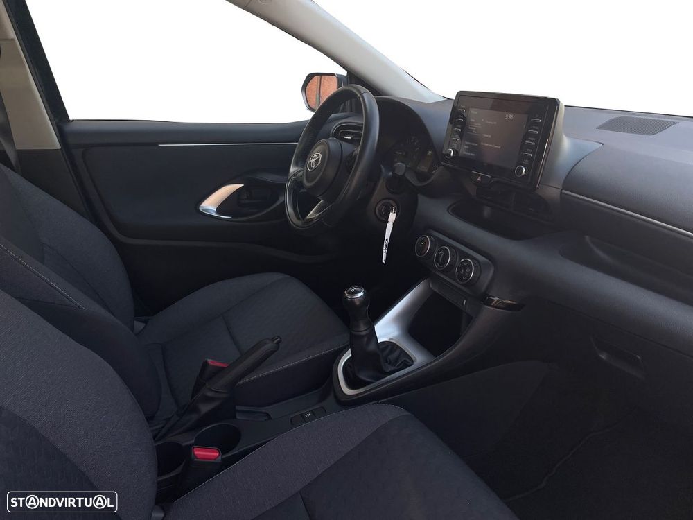 Toyota Yaris - 6