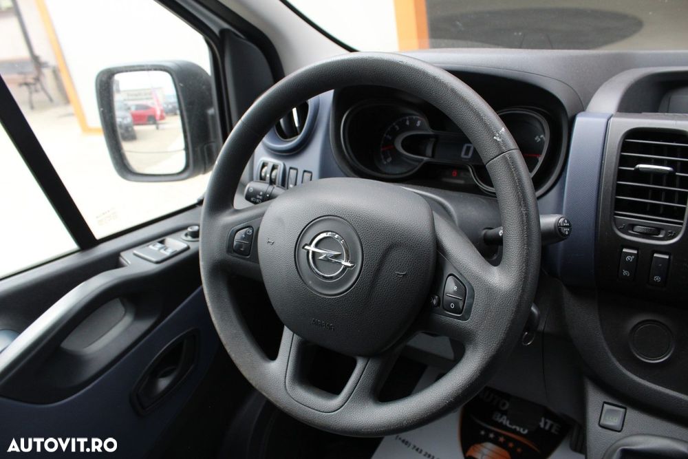 Opel Vivaro - 16