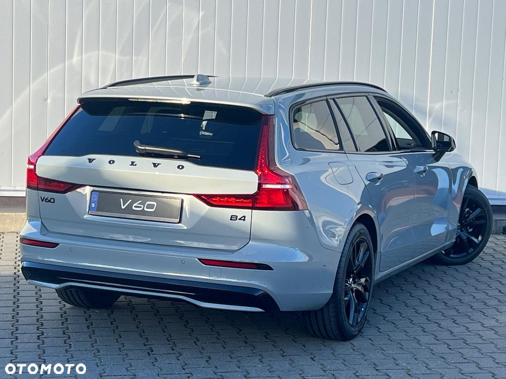 Volvo V60 B4 B Plus Dark - 4