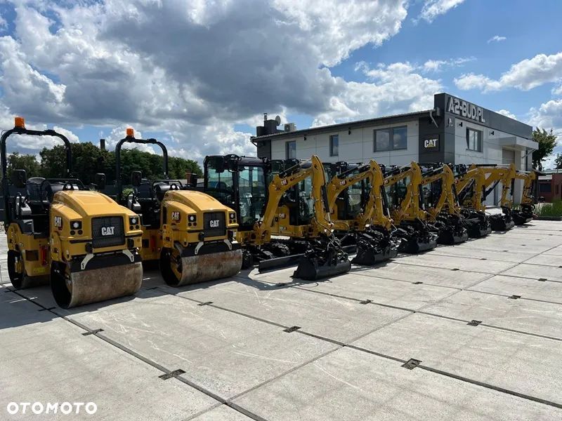 Caterpillar 301.8 - 13