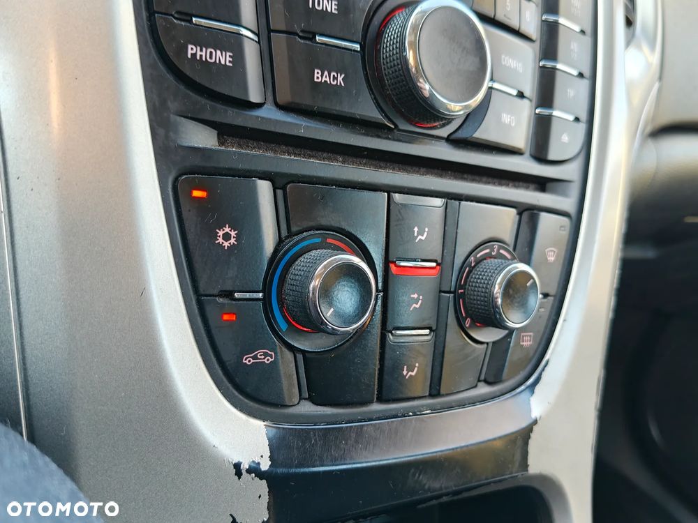 Opel Astra 1.7 CDTI DPF Cosmo - 25