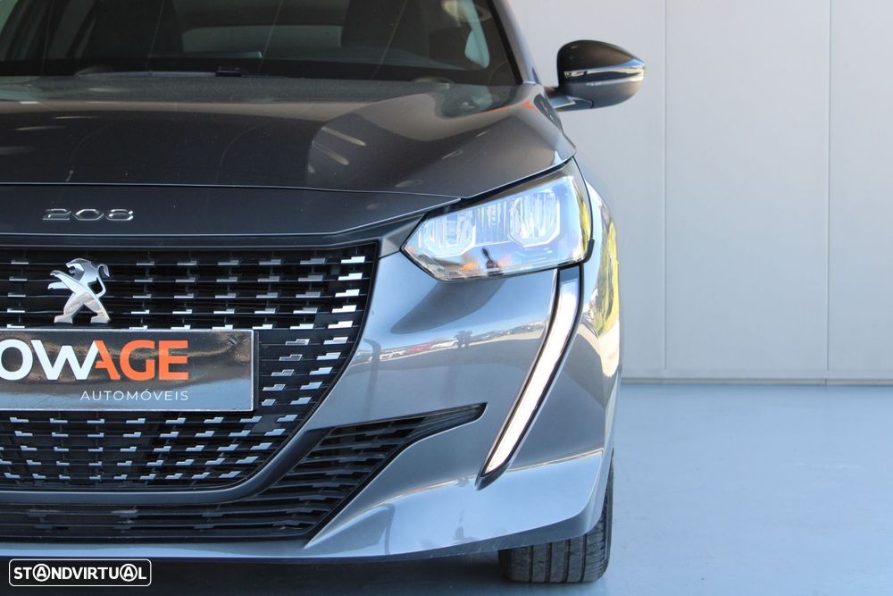 Peugeot 208 1.2 PureTech SE Style - 32