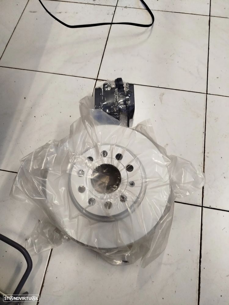 Audi A3 Cabrio 1.6 TDi DPF S line Sport Pack - 31