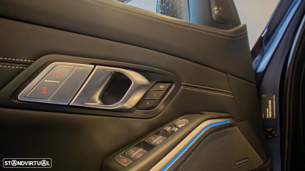 BMW 330 e xDrive Aut. M Sport - 14