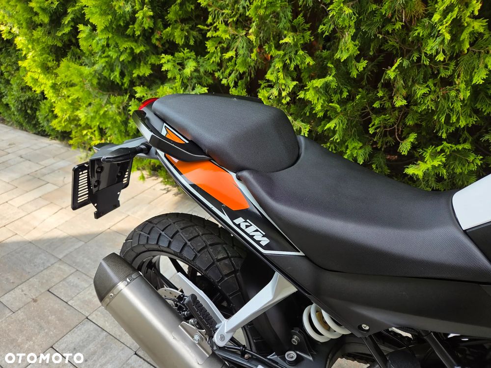 KTM Duke 125 - 18