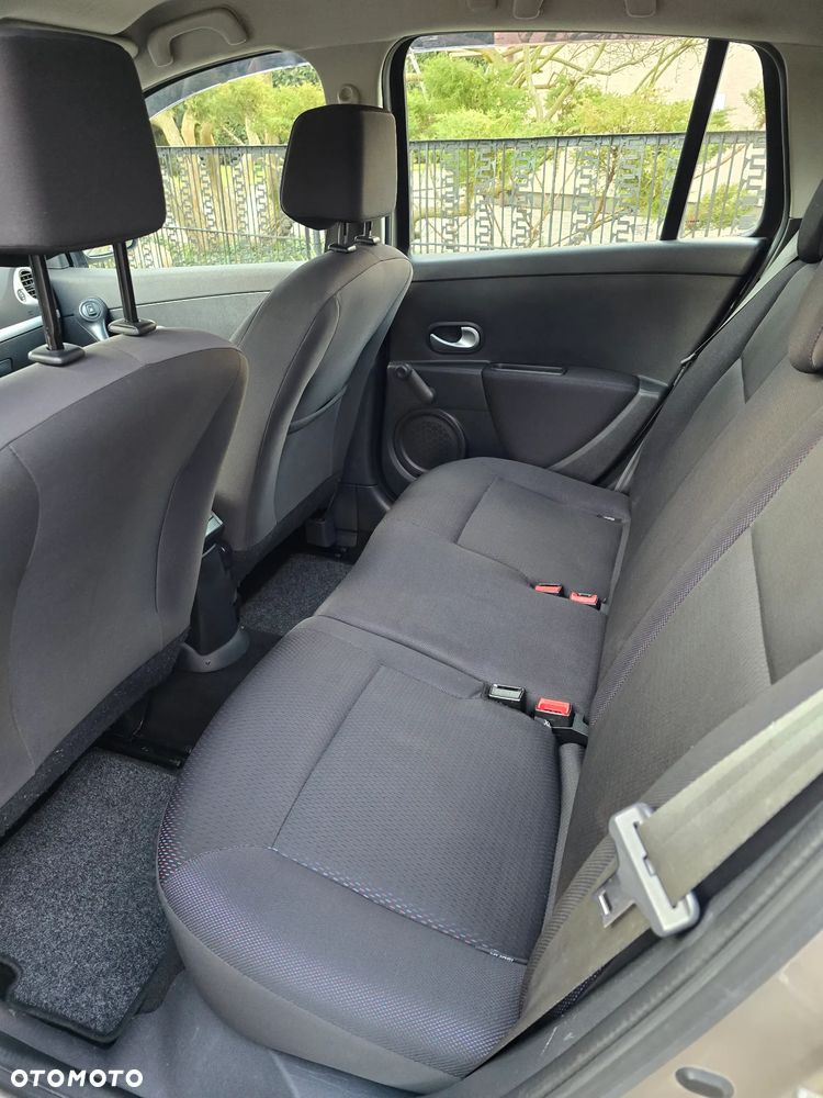 Renault Clio 1.2 TCE Extreme - 11