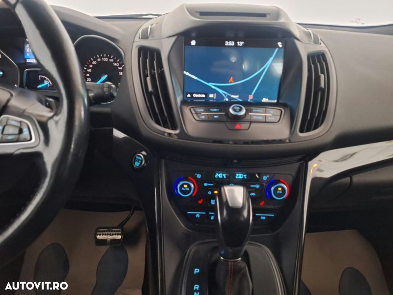 Ford Kuga 2.0 TDCi 4WD Powershift ST-Line - 16