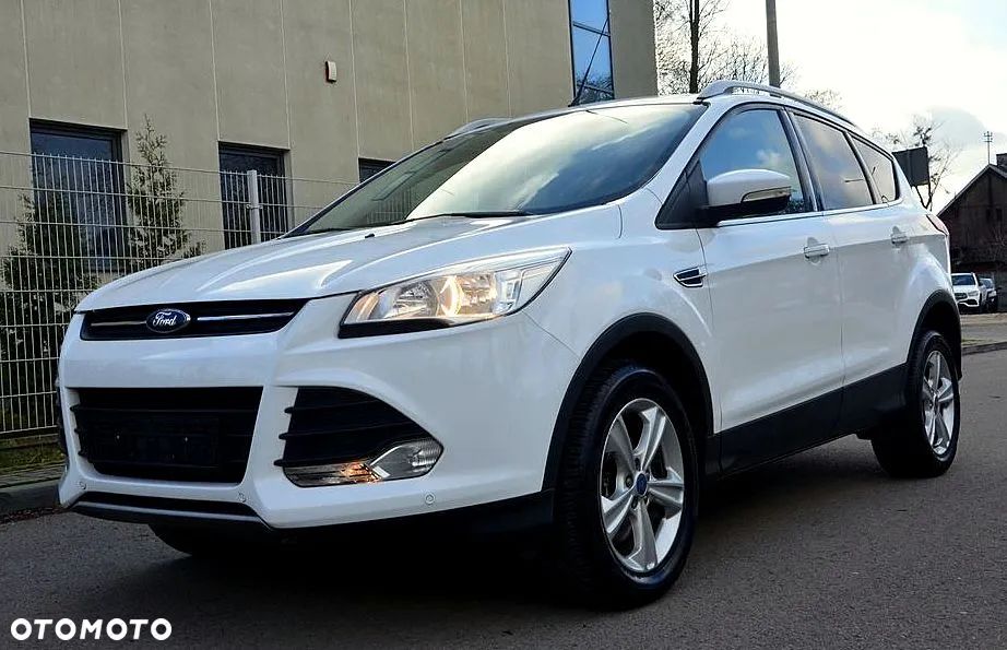 Ford Kuga 2.0 TDCi 2x4 Titanium - 1